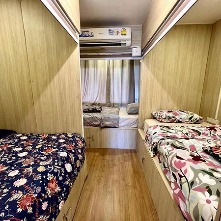 Comfy Crib Hostel 2 กรุงเทพมหานคร ภายนอก รูปภาพ