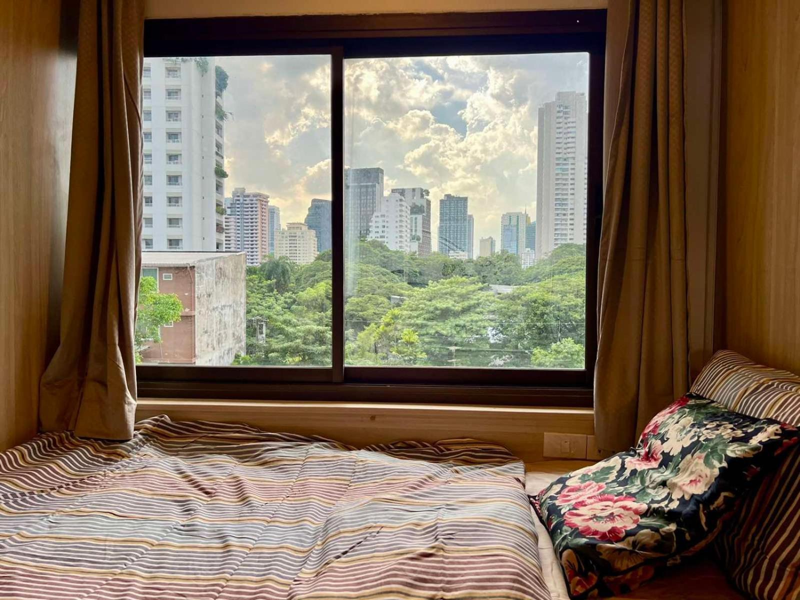 Comfy Crib Hostel 2 กรุงเทพมหานคร ภายนอก รูปภาพ
