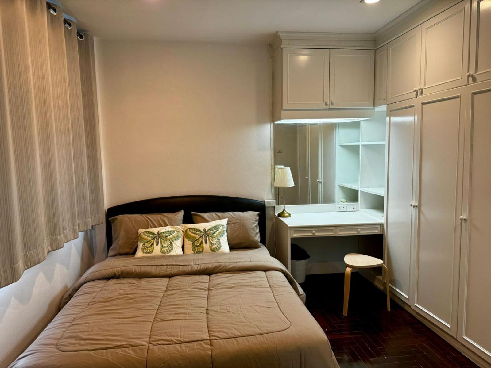 Comfy Crib Hostel 2 กรุงเทพมหานคร ภายนอก รูปภาพ